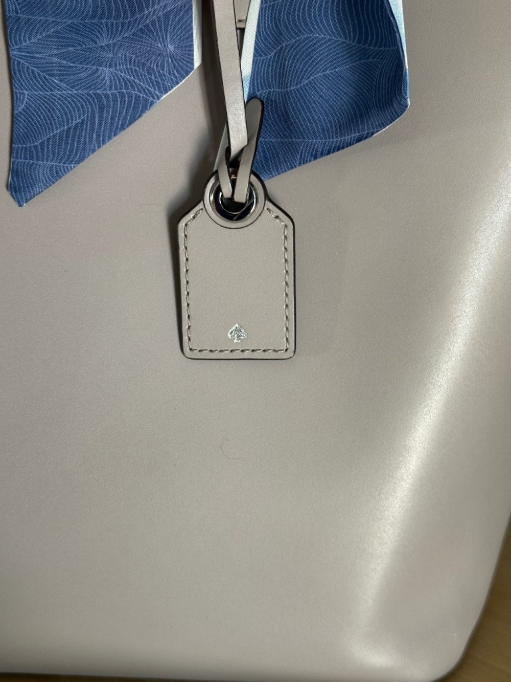 Kate Spade Janie Grayish Taupe Smooth Leather Tote EUC - Picture 5 of 9